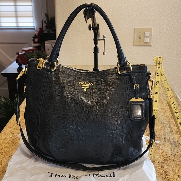 Prada Handbags - Prada Black Vitello Daino Leather Bag BR4420 Gold Brass Trim Excellent Condition